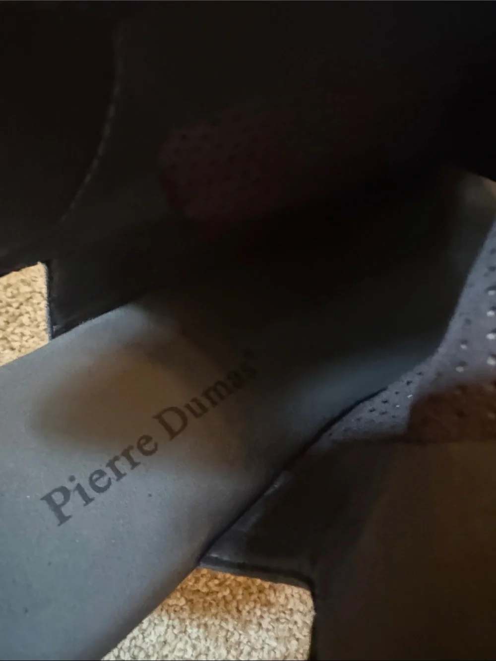 Pierre Dumas breathable perforated
